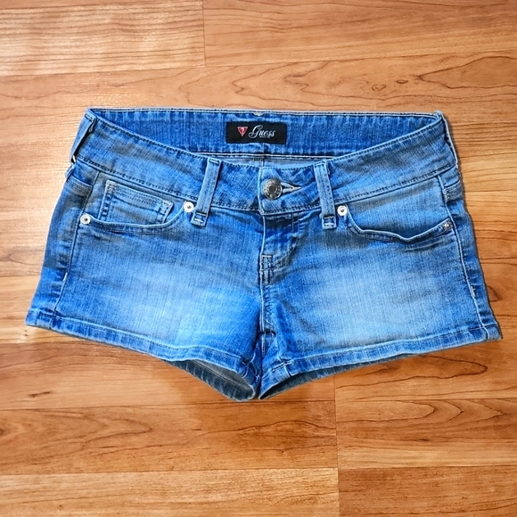 Guess Jean Shorts - Picture 1 of 3